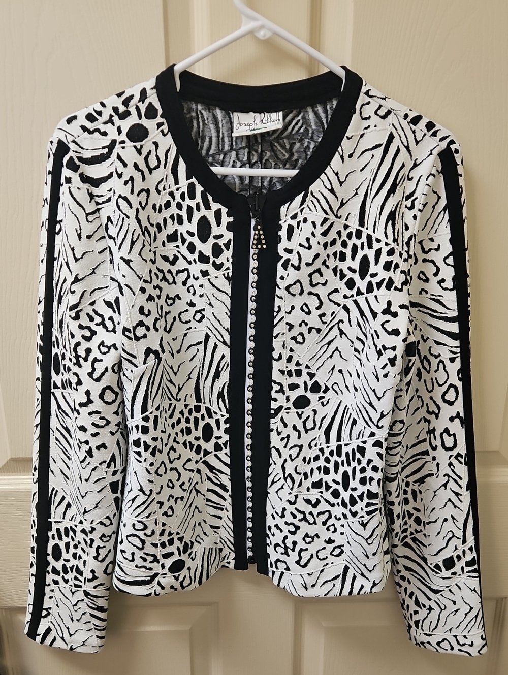 Joseph Ribkoff Black White Animal Mixed Print Rhinestone Zip-Up Jacket See Meas